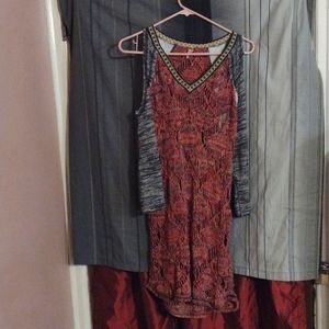 Women's rare bohemian v neck